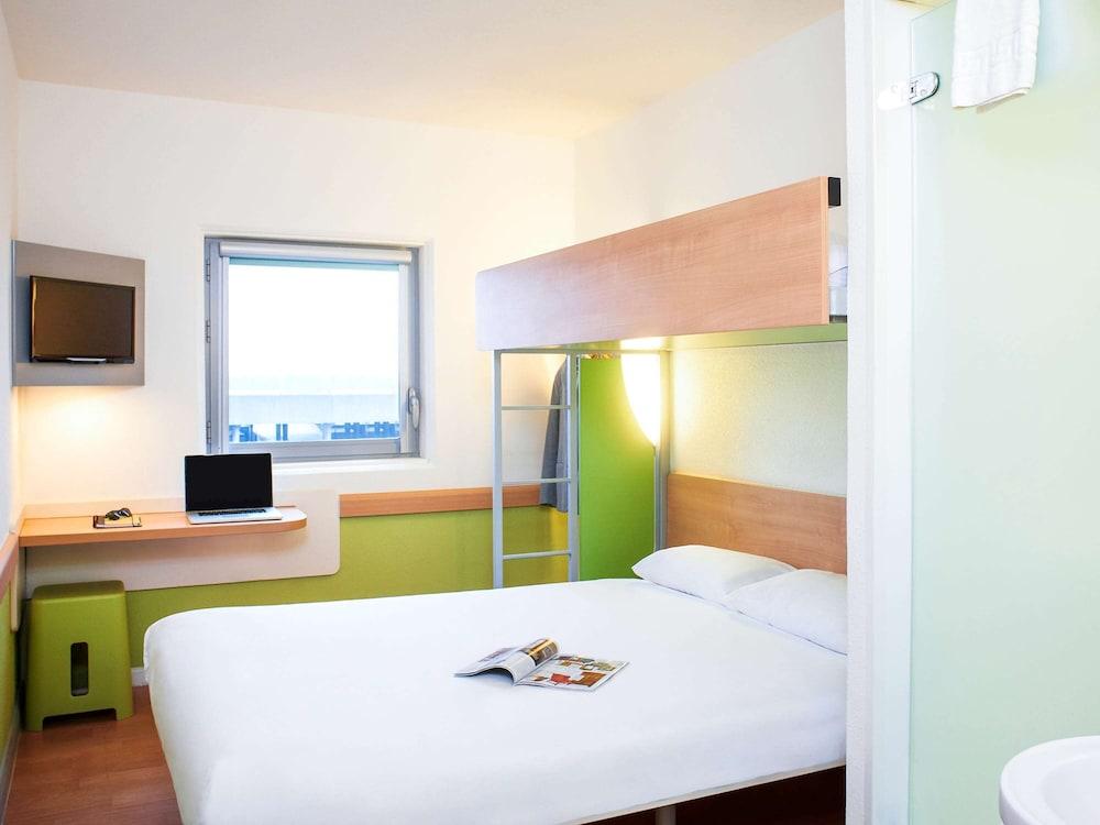 ibis Birmingham International Airport – NEC Hotel Bickenhill Bagian luar foto