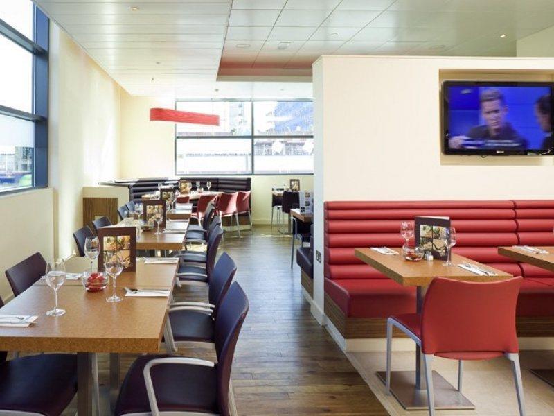 ibis Birmingham International Airport – NEC Hotel Bickenhill Bagian luar foto